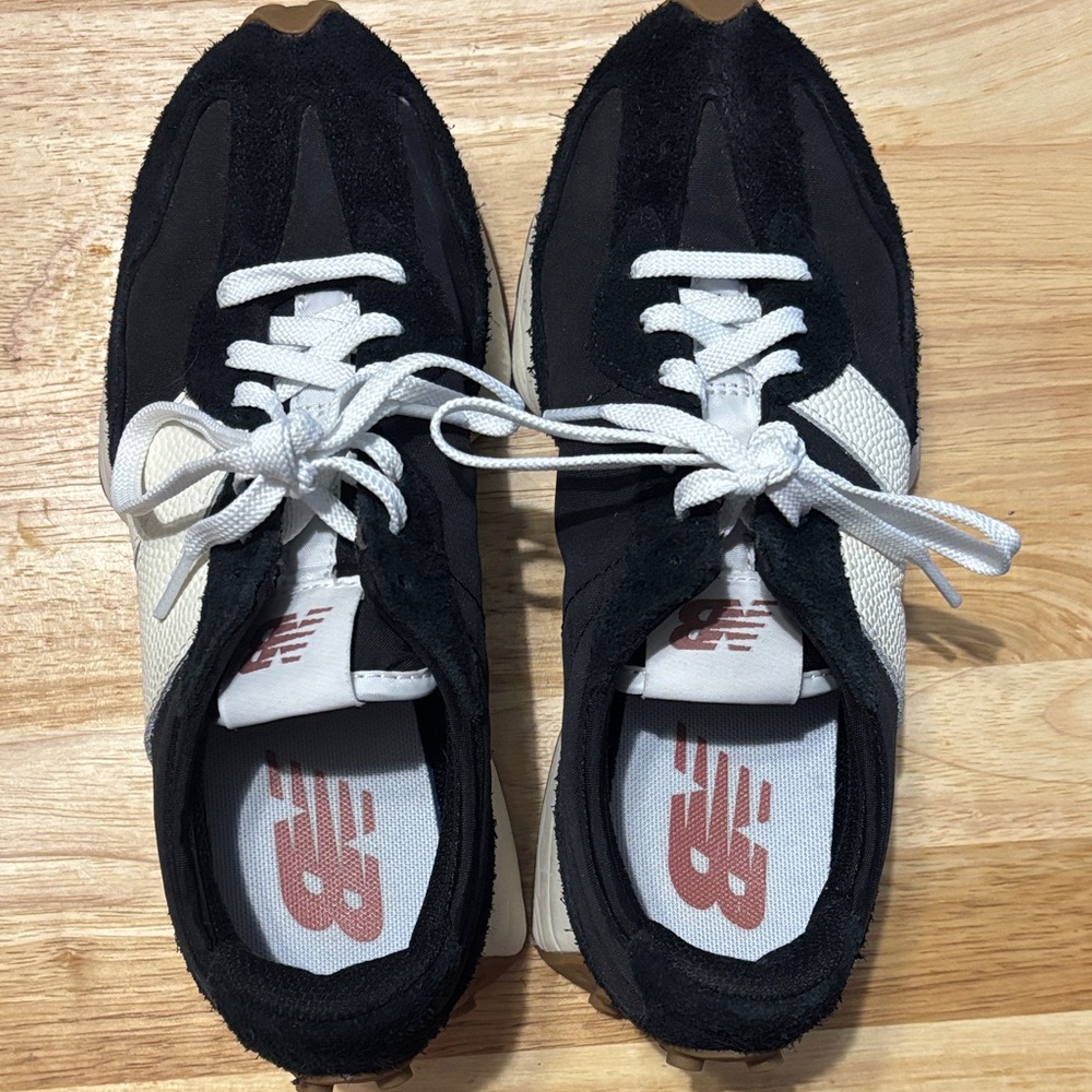 New Balance Black 327 Sneakers